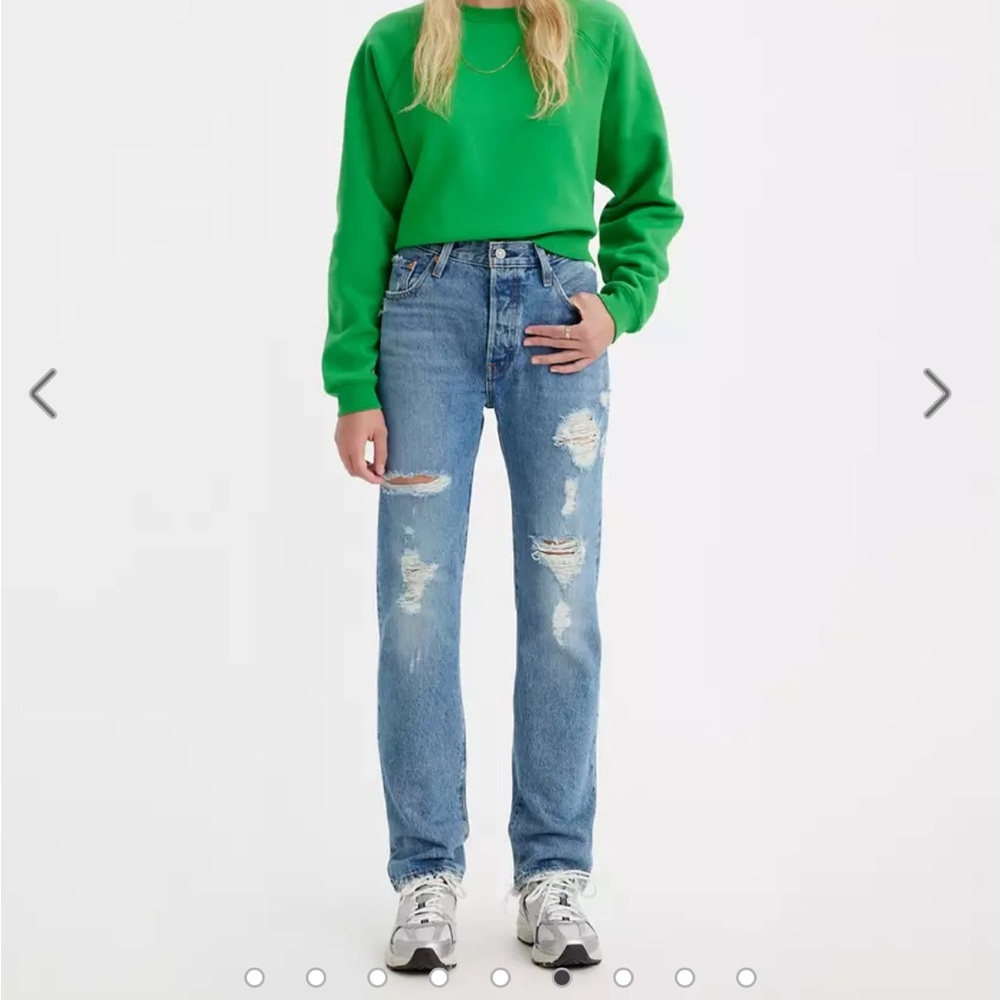 501 Levi's Button Fly Blue Distressed Straight Leg Jeans